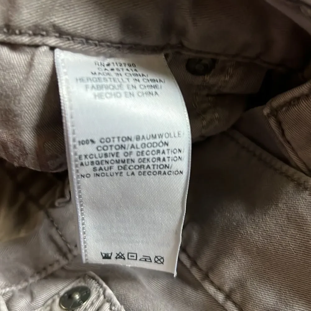 true religion Geno relaxed slim distressed pants size 33 by 32 in GUC light grey
